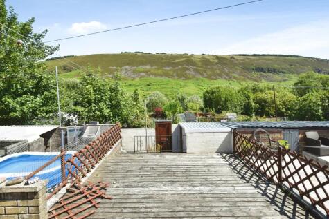 Blake Street, Ferndale, CF43