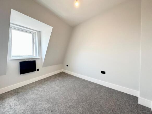 2 bed Flat to rent Image 8