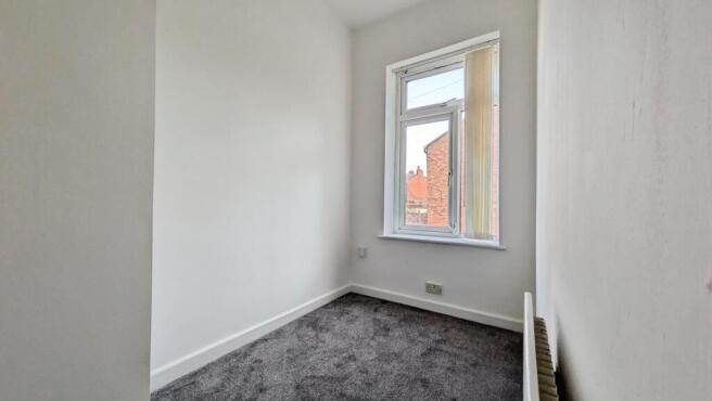 2 bed Terraced for sale Image 9