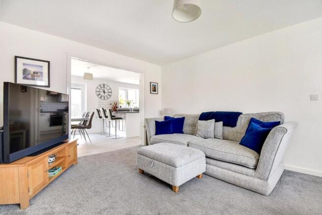 4 bed Detached for sale Image 6