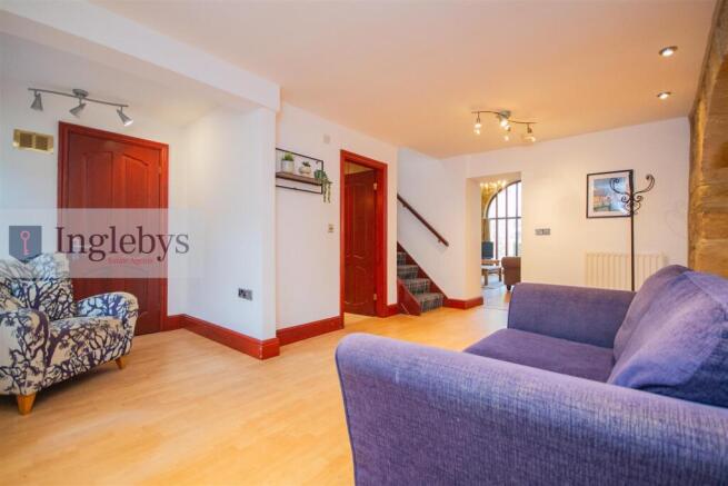 2 bed Barn Conversion for sale Image 12