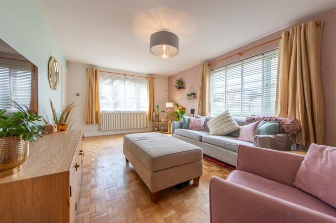 Living Room..jpg