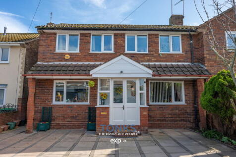 Brook Road, Oldbury, B68 8AE