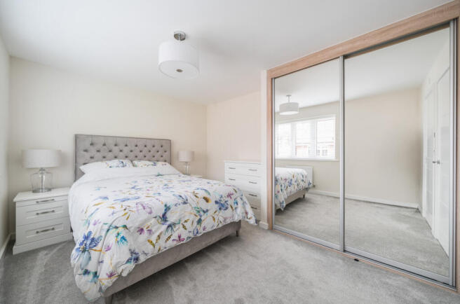 Walton Close, Alton, Hampshire, GU34 photo 4