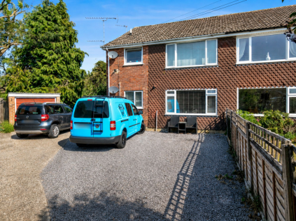 Rosvara Avenue, Westergate, PO20