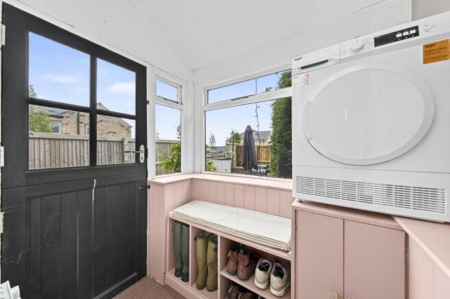 3 bed Terraced for sale Image 7