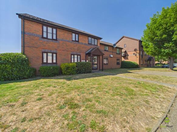 Presented by Clinton at EweMove Bexleyheath and Da