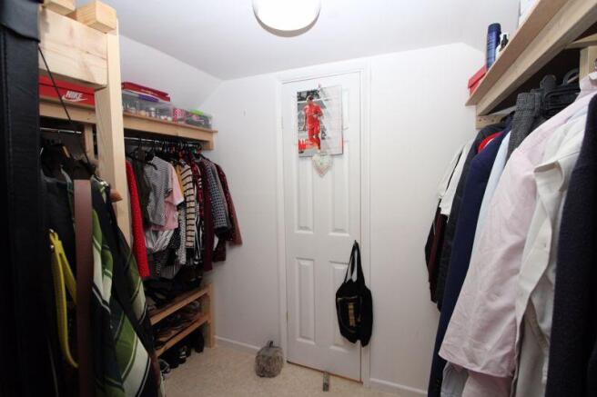 Walk in wardrobe