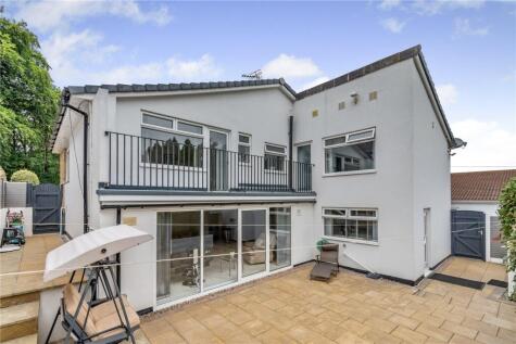 Larchwood, Scarcroft, Leeds, West Yorkshire