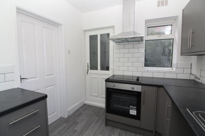 2 bed House to rent Image 7