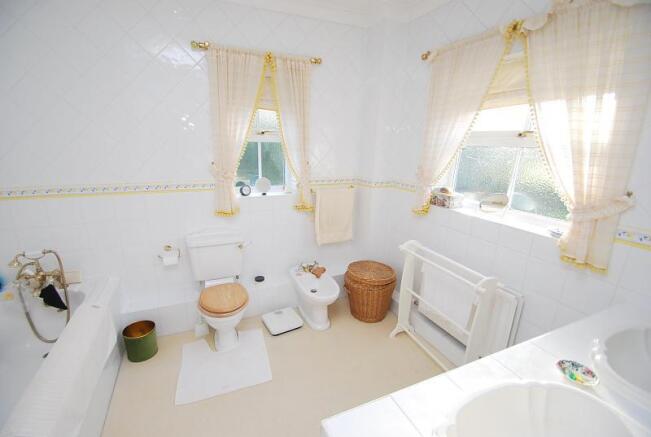 Ensuite