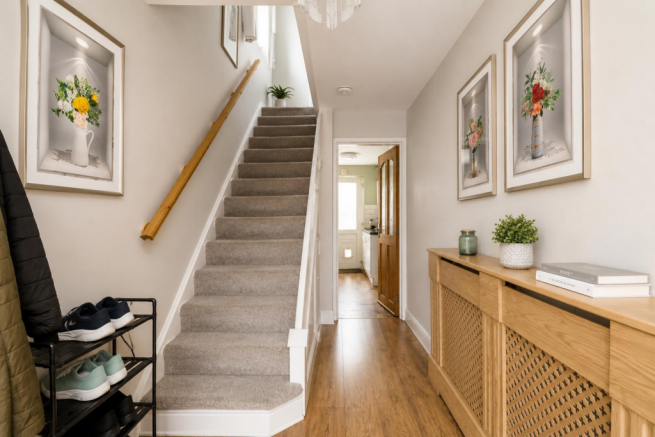 3 bed Semi-Detached for sale Image 8