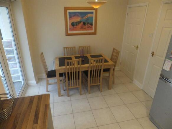Kitchen/Dining Room