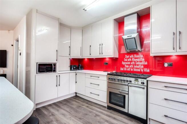 7 bed Terraced for sale Image 5