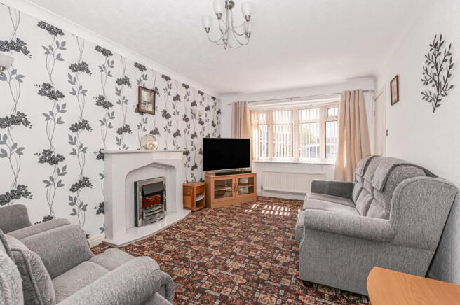 2 bed Semi-Detached Bungalow for sale Image 5