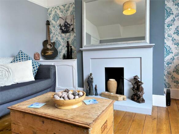 Homely Lounge Space 067