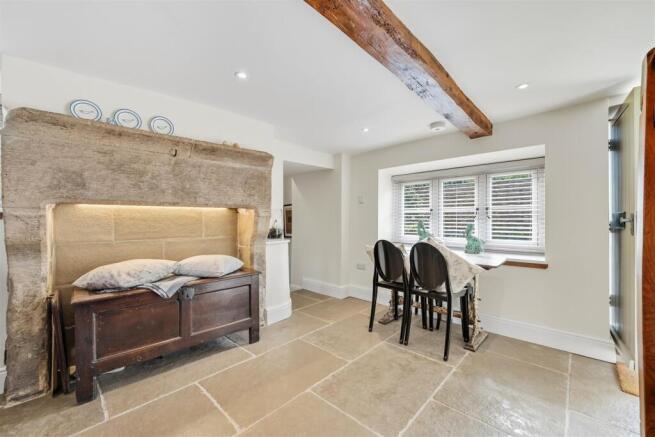 Saxton Mee Laneside Cottage 045.jpg