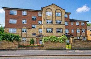 8, Princes Place, Knightsfield, Luton LU2 7LN
