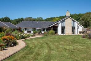 Cyncoed, Cranmore Avenue, Yarmouth PO41 0XS