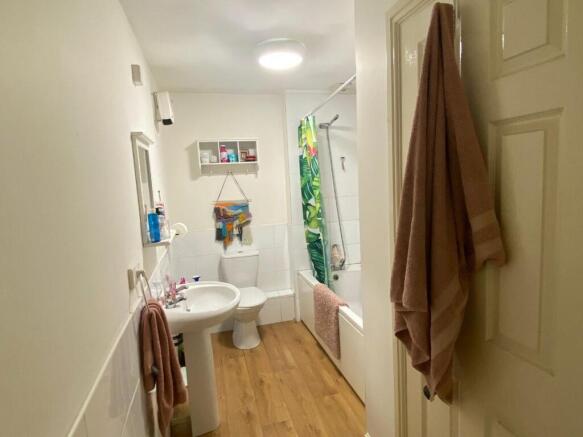 Bathroom.jpg