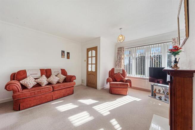 Pear Tree Drive, Wincham, Northwich photo 4