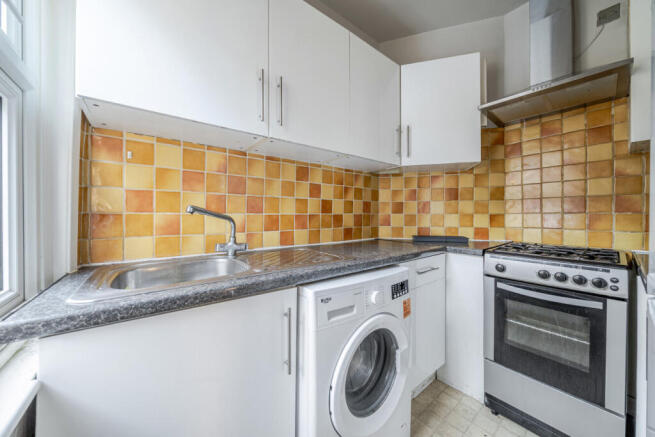 1419636-4-699dd8e...