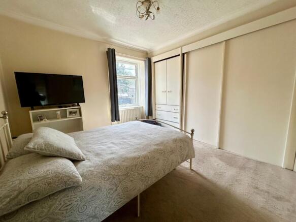 2 bed Terraced for sale Image 8