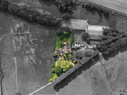 The Old Kennels | A Distinctive Country Residence in 1.27 Acres | May Lodge Drive, Rufford, NG22 9DE
