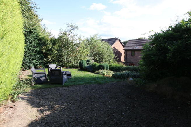 Upper Part of Gar...