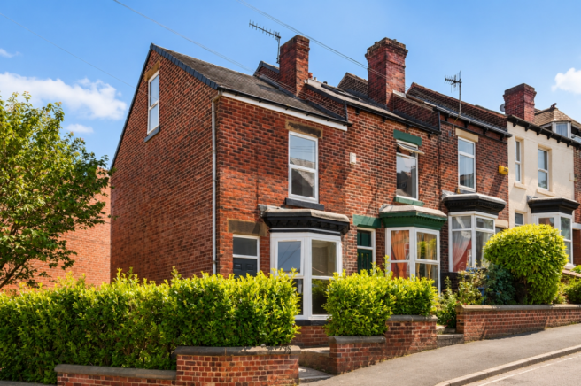 3 bed End of Terrace for sale in sheffield