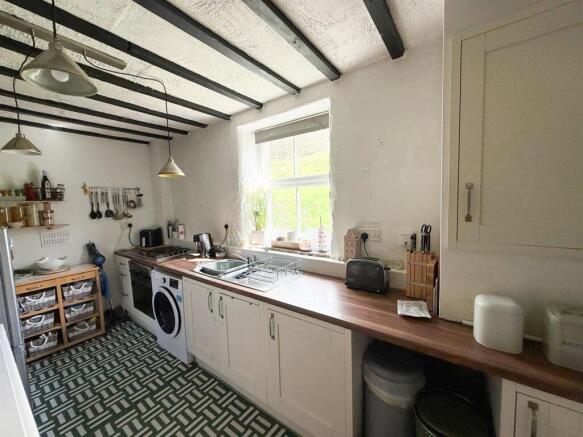 2 bed Cottage for sale Image 4