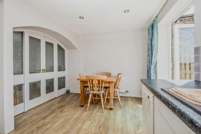 3 bed Terraced for sale Image 7