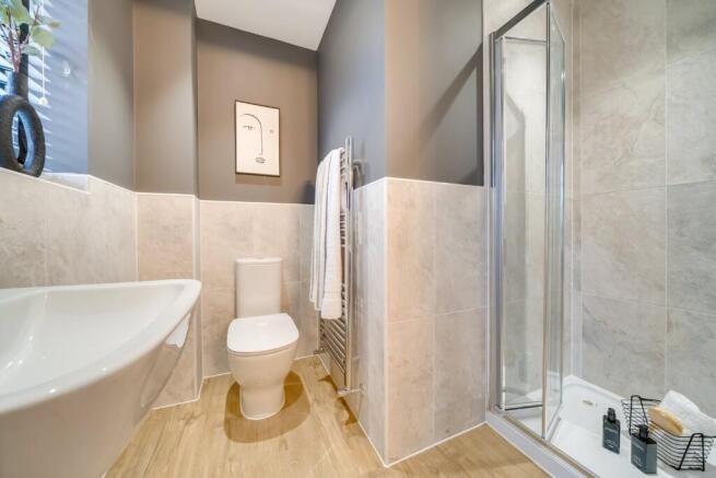 4 bed Detached for sale Image 9