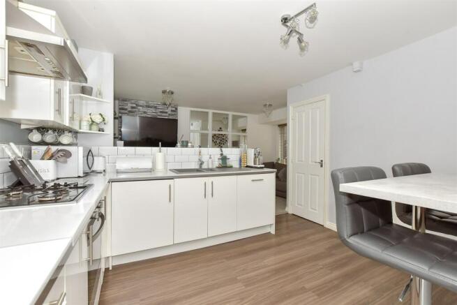 Kitchen/Living Area