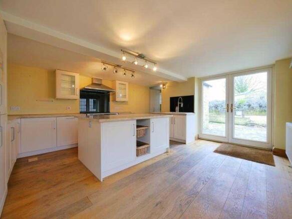 Kitchen /breakfast room