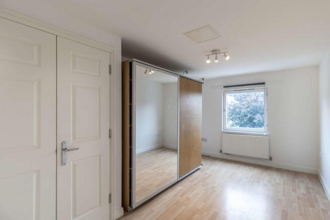 8471889-interior07-800