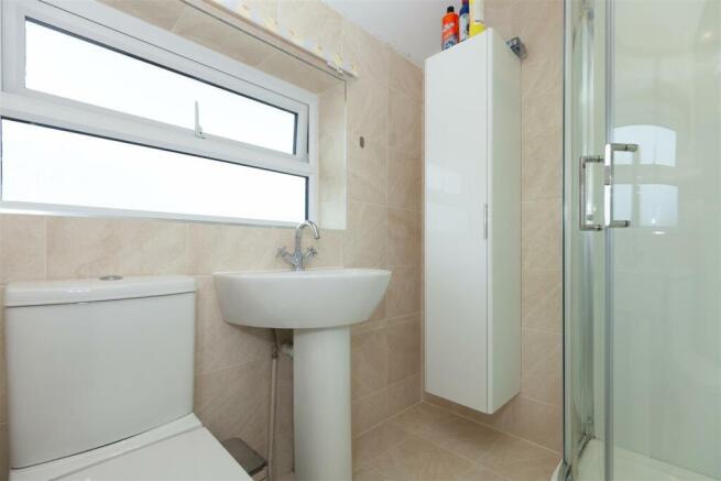 Shower Room.jpg