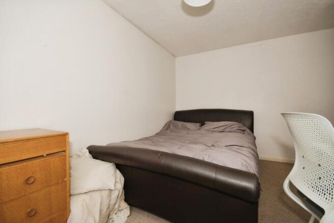 2 bed Flat for sale Image 10
