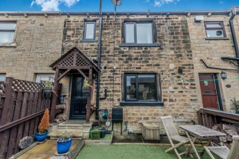 Moor Lane, Gomersal, Cleckheaton, BD19