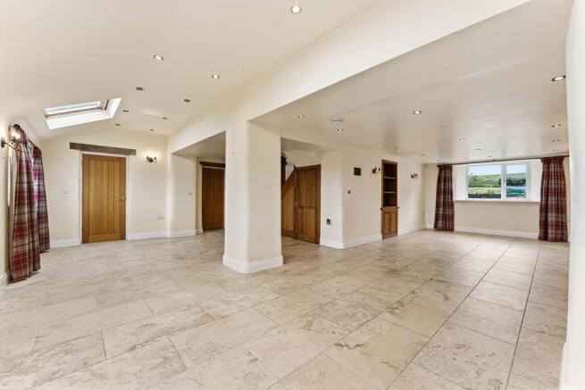 8 bed Detached for sale Image 8