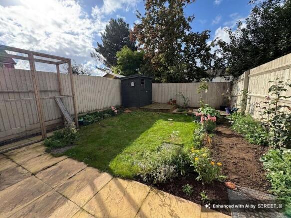 Hazelwell Avenue, Burton-On-Trent, DE14 photo 4