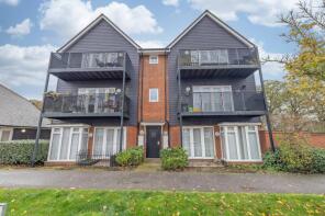 37, Swift Avenue, Finberry, Ashford TN25 7GD