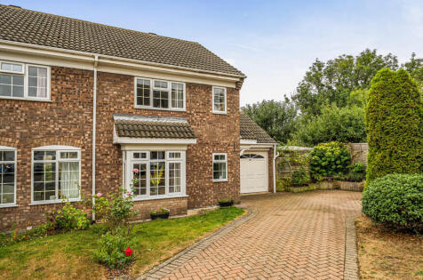 Falcon View, Greens Norton, Towcester, Northamptonshire, NN12