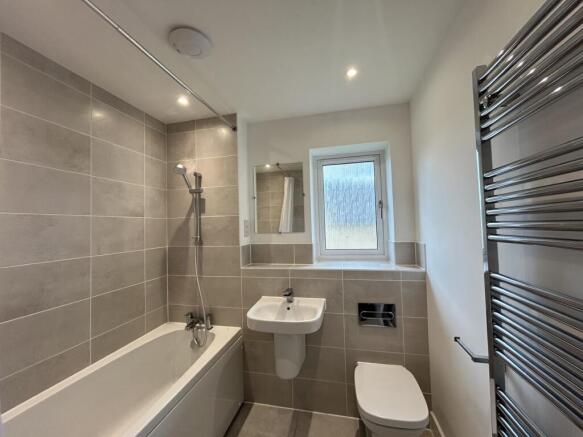 bathroom2