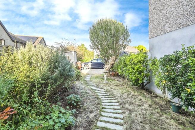 Parking End Garden