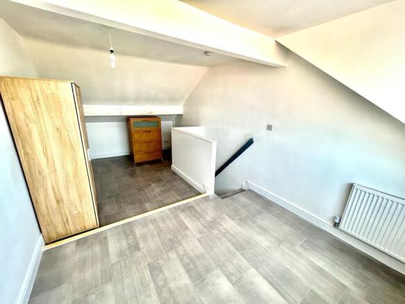 3 bed House to rent Image 10