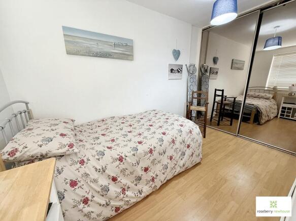 2 bed Semi-Detached for sale Image 9