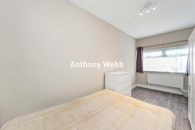 Ground bedroom