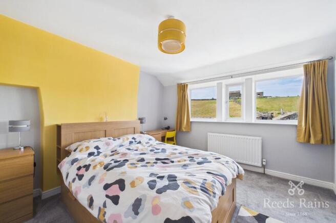 2 bed Terraced for sale Image 9