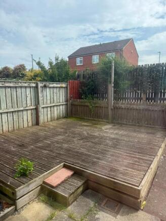 3 bed Terraced to rent Image 4